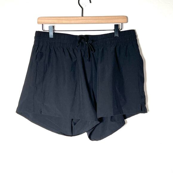 Kanu Surf black elastic waist casual windbreaker shorts size 12 B117 - Picture 1 of 3